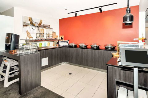 Clarion Hotel Townsville - Southport Accommodation 10