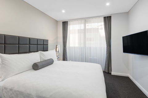 Meriton Serviced Apartments North Sydney - Southport Accommodation 3