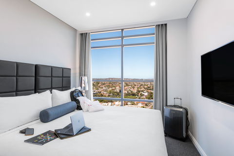 Meriton Serviced Apartments North Sydney - Southport Accommodation 11