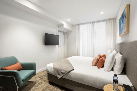 Quest North Sydney - Southport Accommodation 0