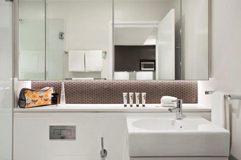 Quest North Sydney - Southport Accommodation 3
