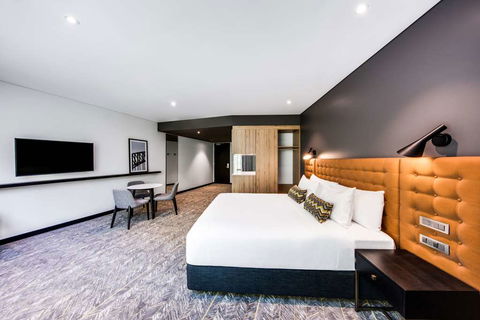Vibe Hotel North Sydney - Southport Accommodation 13