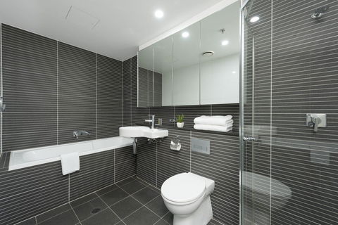 Astra Apartments North Sydney - Southport Accommodation 3
