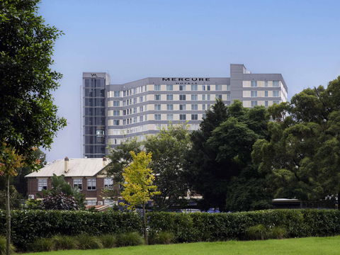 Mercure Sydney Bankstown - Southport Accommodation 1