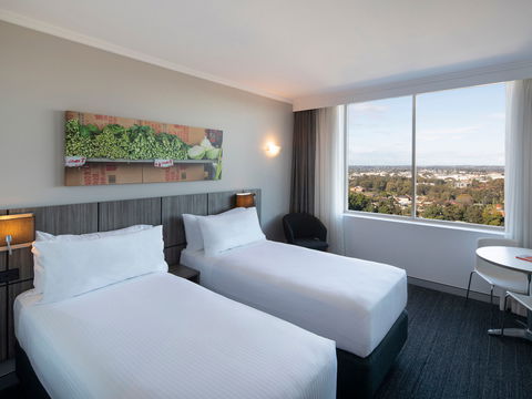 Mercure Sydney Bankstown - Southport Accommodation 4