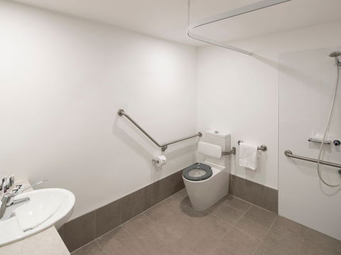 Mercure Sydney Bankstown - Southport Accommodation 14