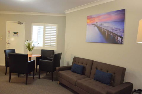 Ramada Hotel & Suites Sydney Cabramatta - Southport Accommodation 5