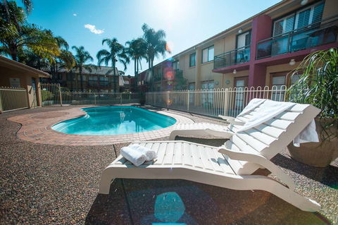 Ramada Hotel & Suites Sydney Cabramatta - Southport Accommodation 9
