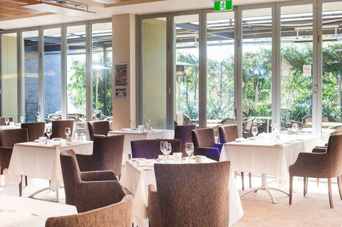 Ramada Hotel & Suites Sydney Cabramatta - Southport Accommodation 12