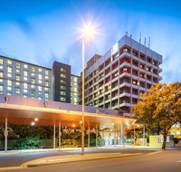 H on Smith Hotel - Southport Accommodation
