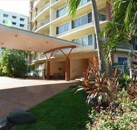 Cullen Bay Resorts - Southport Accommodation