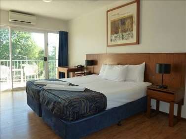 Cullen Bay Resorts - Southport Accommodation 3