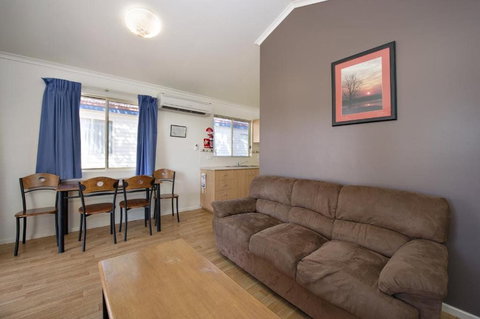 Discovery Parks Lake Kununurra - Accommodation Southport 2