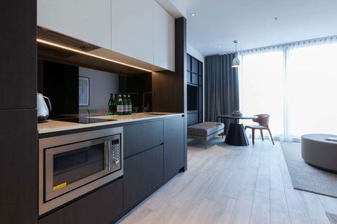 Skye Suites Green Square - Southport Accommodation 1