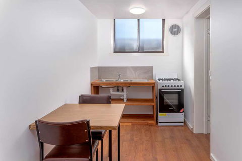 Econo Lodge Lilydale - Southport Accommodation 1