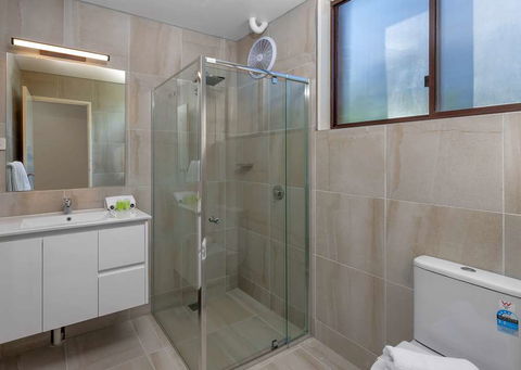Econo Lodge Lilydale - Southport Accommodation 2
