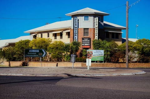 MAS Country Club Motor Inn - Southport Accommodation 0