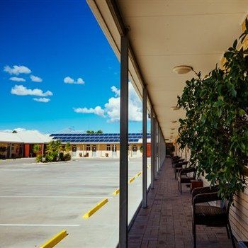 MAS Country Club Motor Inn - Southport Accommodation 2