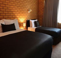 Avondel Motor Inn - Southport Accommodation