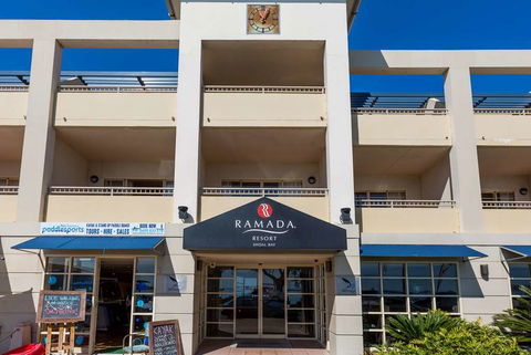 Ramada Resort Shoal Bay - Southport Accommodation 1