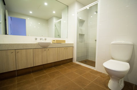 Emu Walk Apartments, Grand Mercure Apts - Accommodation Southport 1