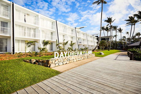 Daydream Island Resort - Accommodation Southport 1