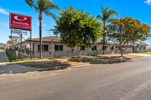 Econo Lodge Moree Spa Motor Inn - Southport Accommodation 0