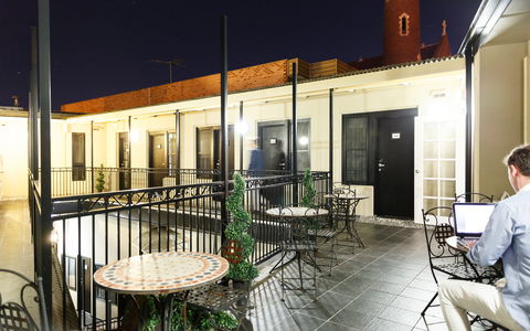 Airport Hotel Sydney - Southport Accommodation 0