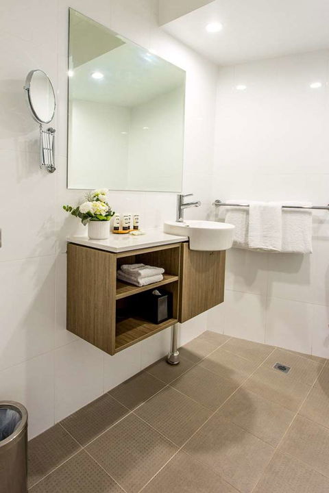 Pacific Hotel Brisbane - Southport Accommodation 1