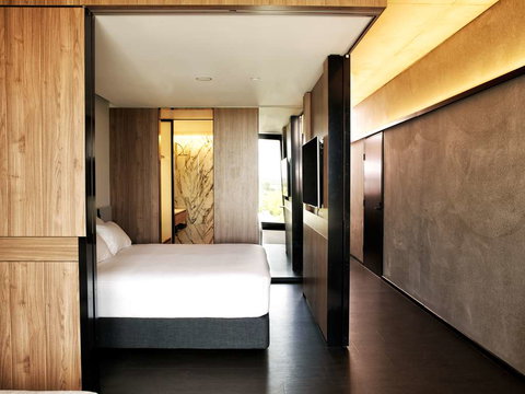 A By Adina Canberra - Southport Accommodation 6