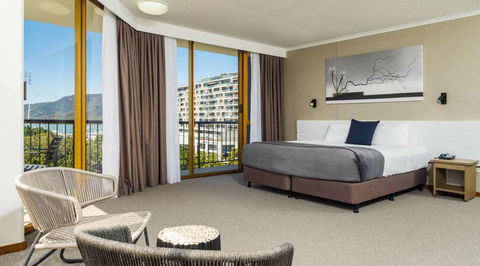 Pacific Hotel Cairns - Southport Accommodation 9
