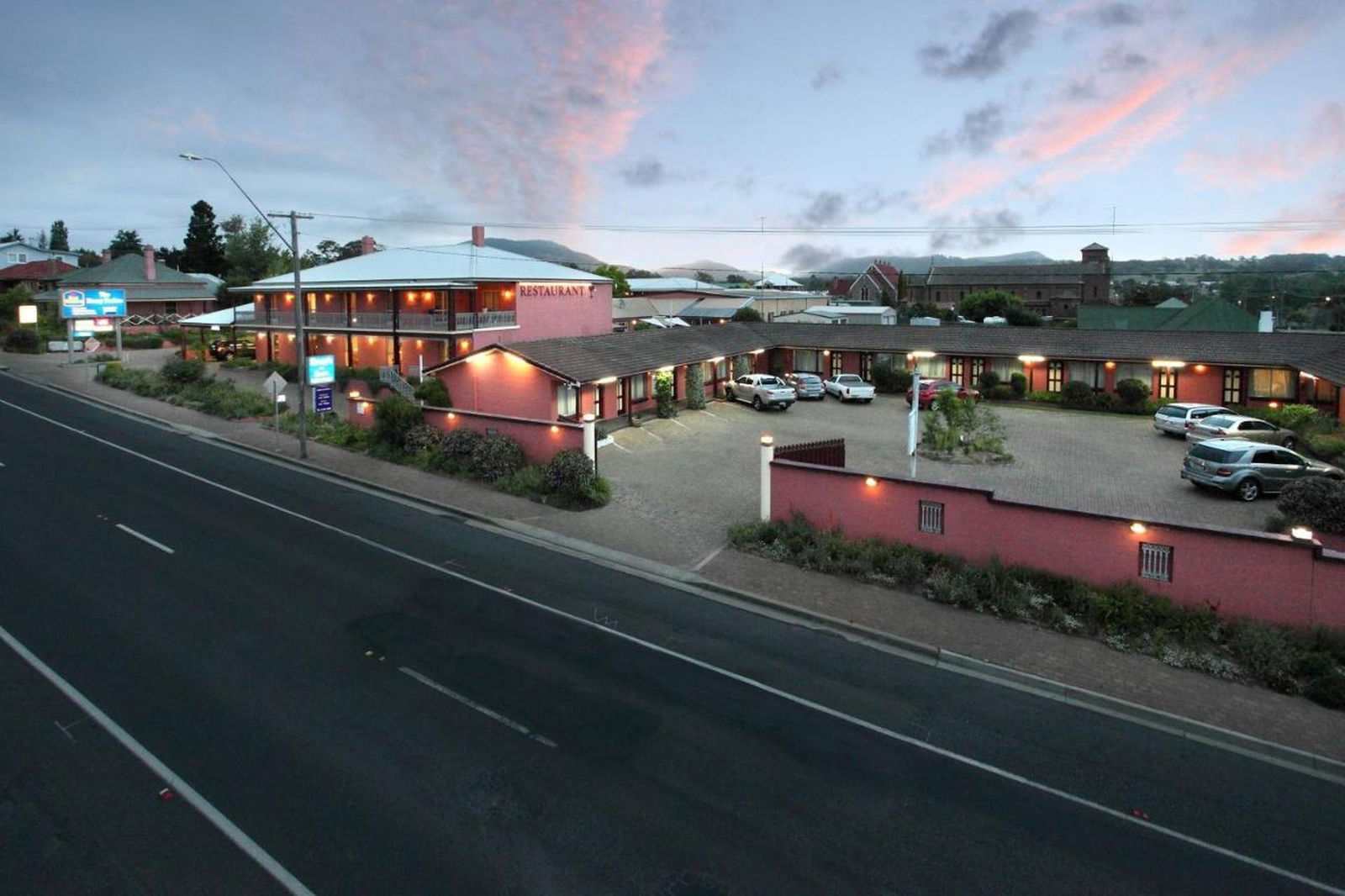 Tenterfield NSW Southport Accommodation