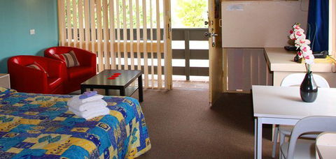 Jetty Motel - Southport Accommodation 0