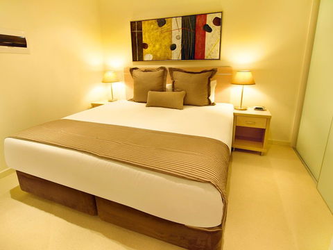IStay Precinct - Southport Accommodation 1