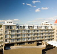 Deep Blue Hotel  Hot Springs - Southport Accommodation