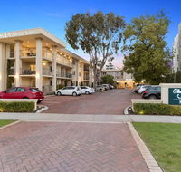 The Peninsula Riverside Apartments - Southport Accommodation