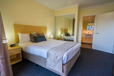 Perth Ascot Central Apartment Hotel - Southport Accommodation 1