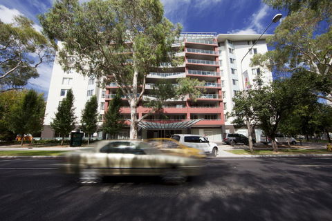 Pacific Suites Canberra - Southport Accommodation 0