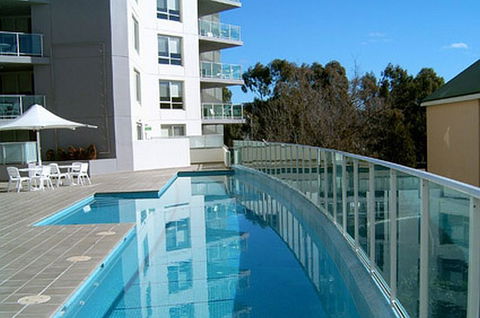 Pacific Suites Canberra - Southport Accommodation 2