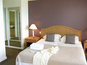 Sea Change Beachfront Apartments - Southport Accommodation 1