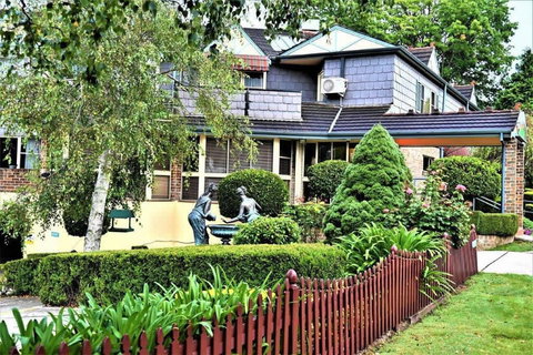 Grand Country Lodge - Accommodation Southport 1