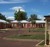 Ross Motel  Caravan Park - Accommodation Southport