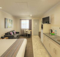Roma Central Motel - Southport Accommodation