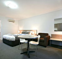 The Aberdeen Motel - Southport Accommodation