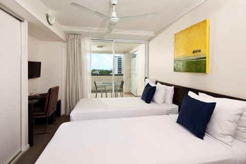 Cairns Central Plaza Apartment - Southport Accommodation 2