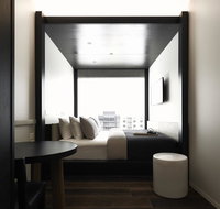 Little National Hotel - Southport Accommodation