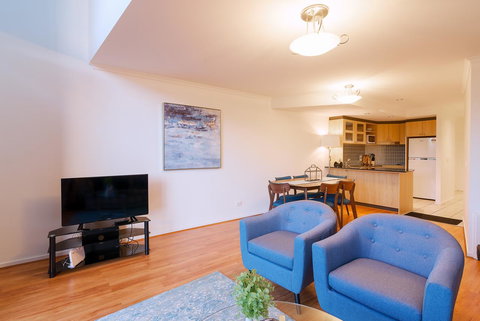 ALLARA CANBERRA - Accommodation Southport 1