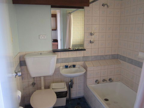 Canberra Lyneham Motor Inn - Southport Accommodation 9