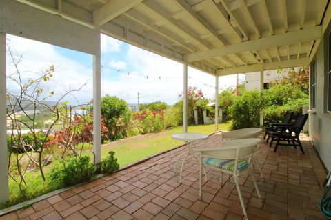 Bally High, 20 Dulconghi Street - Southport Accommodation 1