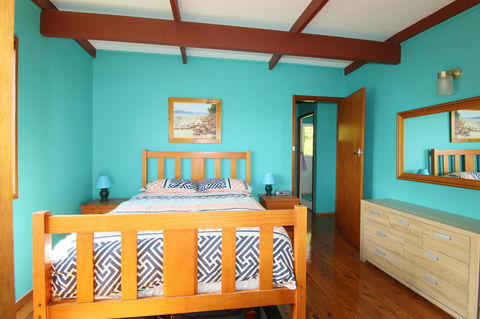 Bally High, 20 Dulconghi Street - Southport Accommodation 6